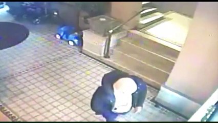 Attempted Rapist Follows Woman, Forces His Way Into Her Apartment: Police