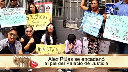 Madre del actor Alex Plúas rompe en llanto