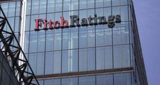 Fitch, Ekonomik Krizdeki Yunanistan'ın Kredi Notunu Yükseltti