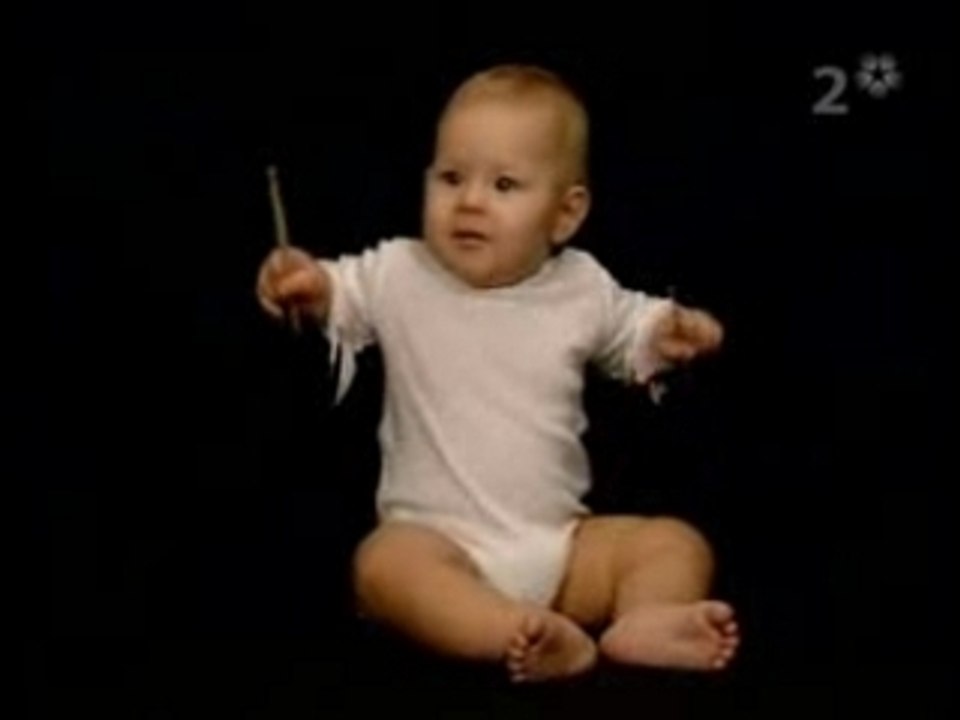 Bebe musicien