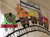 電車に興味津々♪ 列車が交差して通過したよ♪ 5歳のトレーシーと3歳のスティーブ ★Tracy and Steve to enjoy a favorite train★