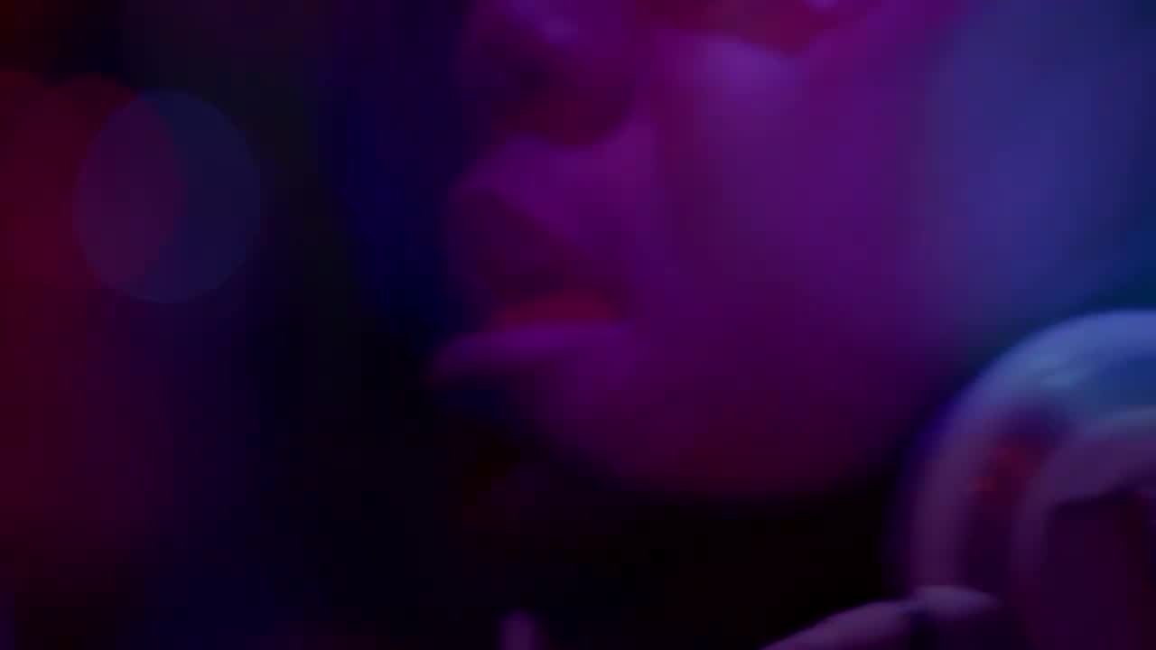 "How is a 17 year old kid the f*cking face of dance music?"-The official trailer for EDM documentary "What We Started" is out now!