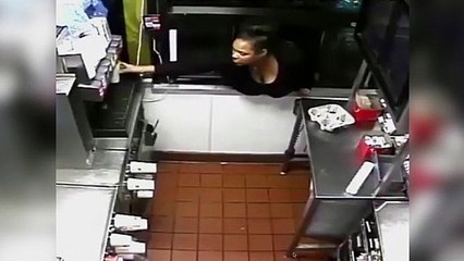 Mc Sírvase usted mismo  ladrona descarada en el Mc Auto