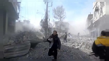 Un centenar de muertos por bombardeos del régimen sirio