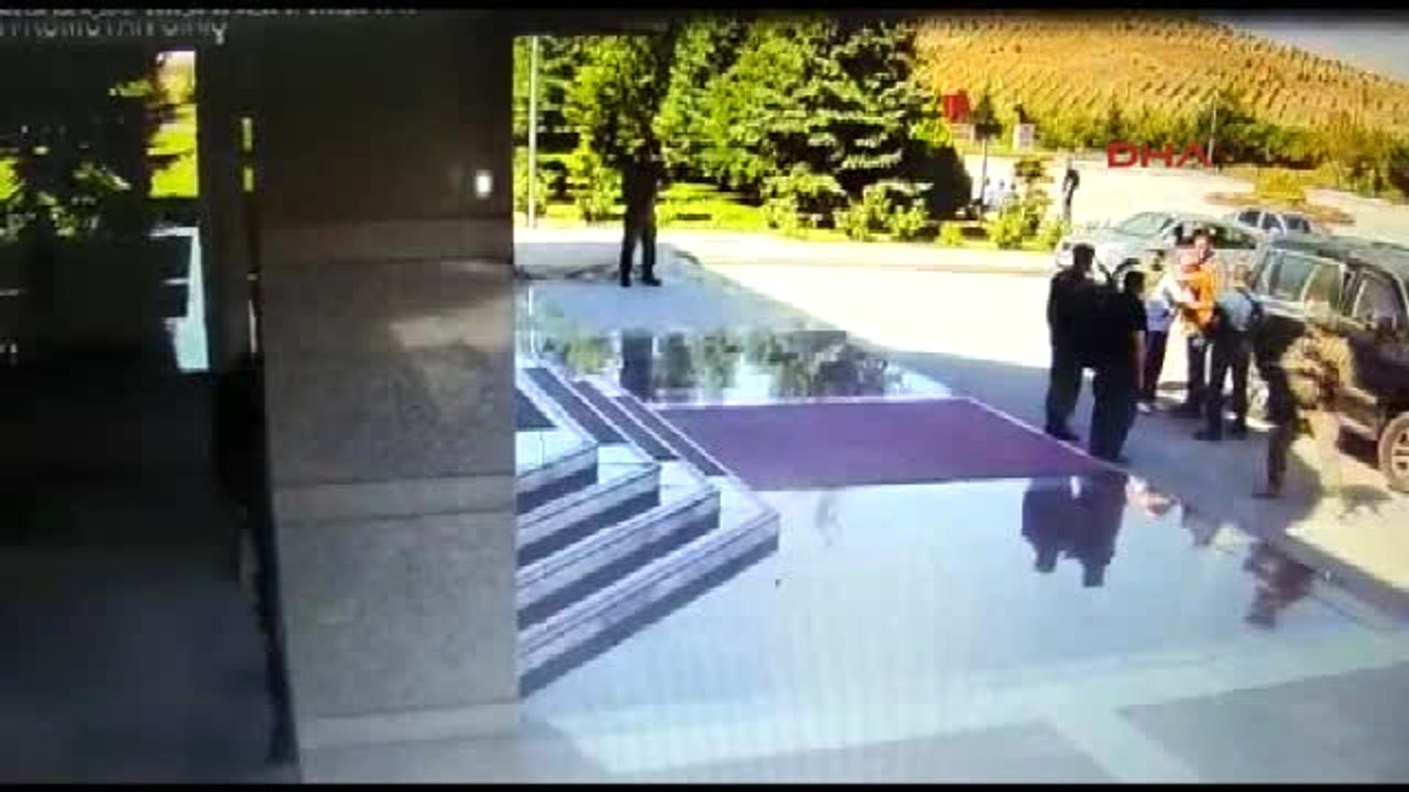 Darbenin Seyrini Değiştiren Komutan ve Kahraman Askerin O Görüntüleri Ortaya Çıktı