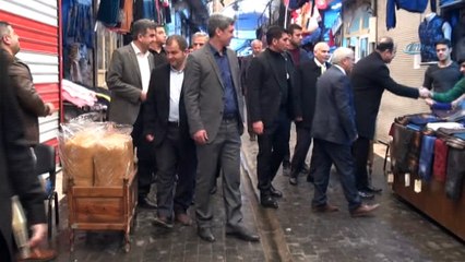 Binlerce yıl süren gelenekte bu kez eller Mehmetçik için kalktı