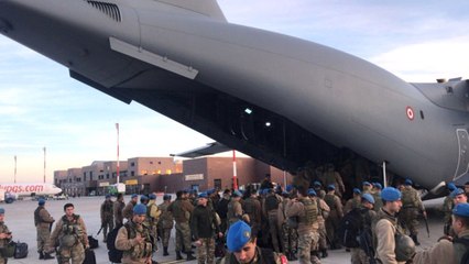 Suriye Sınırına Bin Kişilik Özel Birlik Askerleri Sevk Edildi