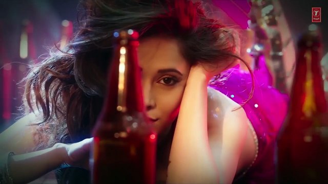 Sweety Slowly Slowly Lyrical Video _ Mika Singh Saurabh Vaibhav _ Kartik Aaryan Nushrat B Sunny S