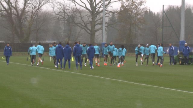 Chelsea must 'live with pressure' against Barcelona - Conte