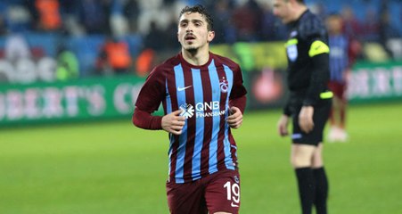 Trabzonspor Teknik Direktörü Rıza Çalımbay, Abdülkadir Ömür'den Vazgeçmiyor