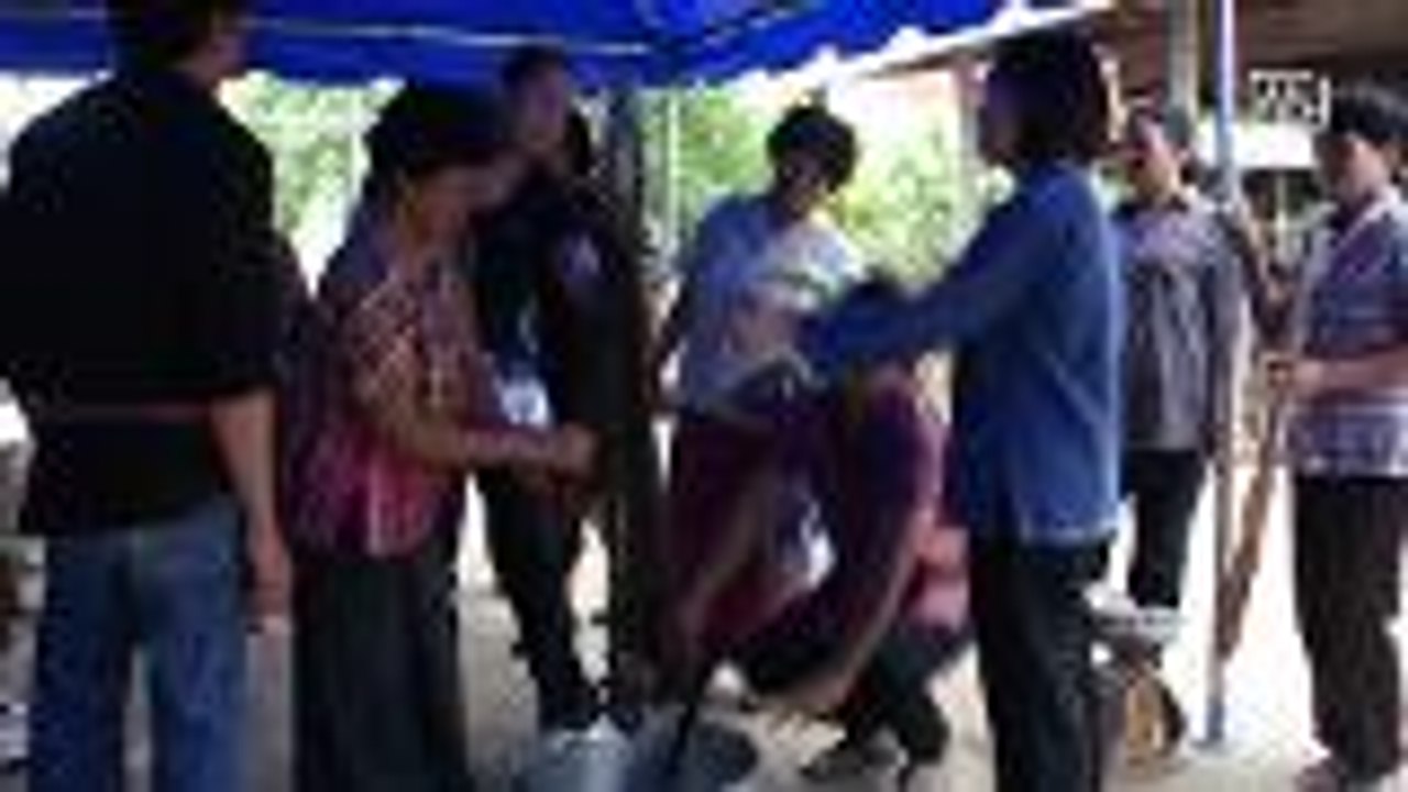 Natural dye silk weavers earning good money with organic resources