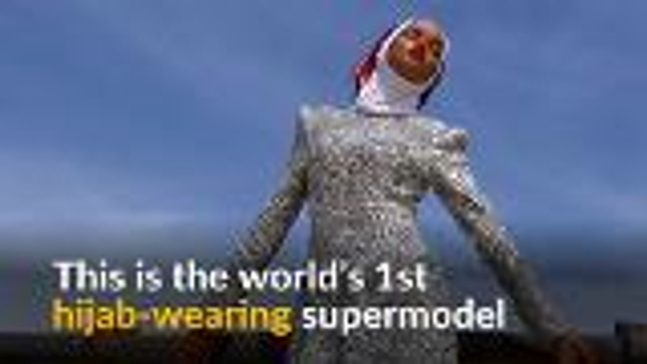 World's first hijab-wearing supermodel