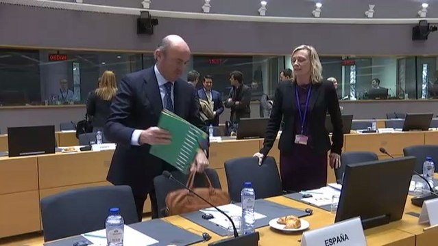 Luis de Guindos se despide de sus compañeros del Ecofin