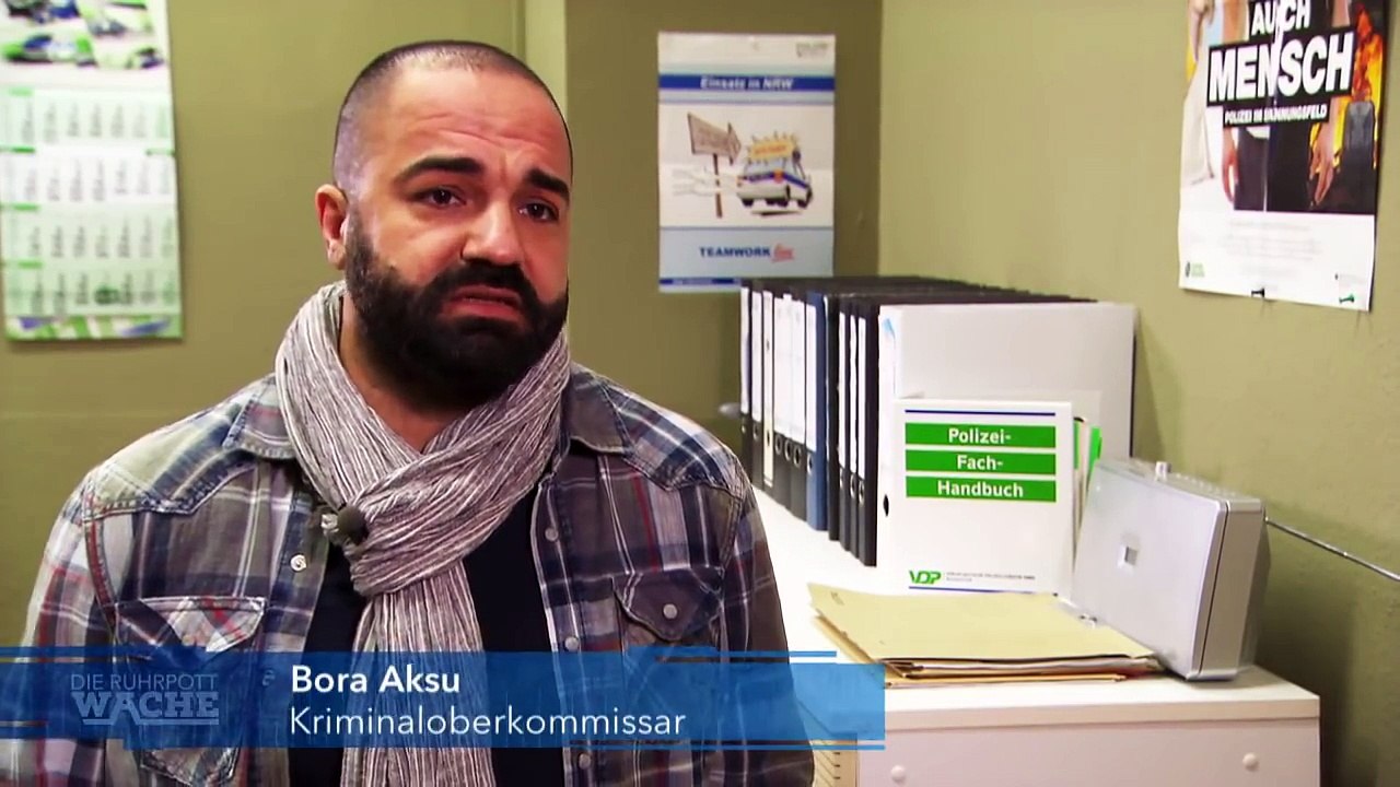 Zwielichtiger Brieffreund: Bora Aksu sucht nach 15-jährigem Mädchen | Die Ruhrpottwache | SAT.1 TV