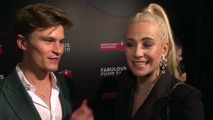 Pixie Lott and Oliver Cheshire call the Queen ‘spectacular’