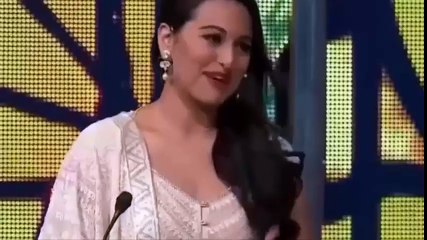 Salman Khan Funny Moments in Award Shows - Salman Khan Best Funny Moment Ever in Awards Show 2017