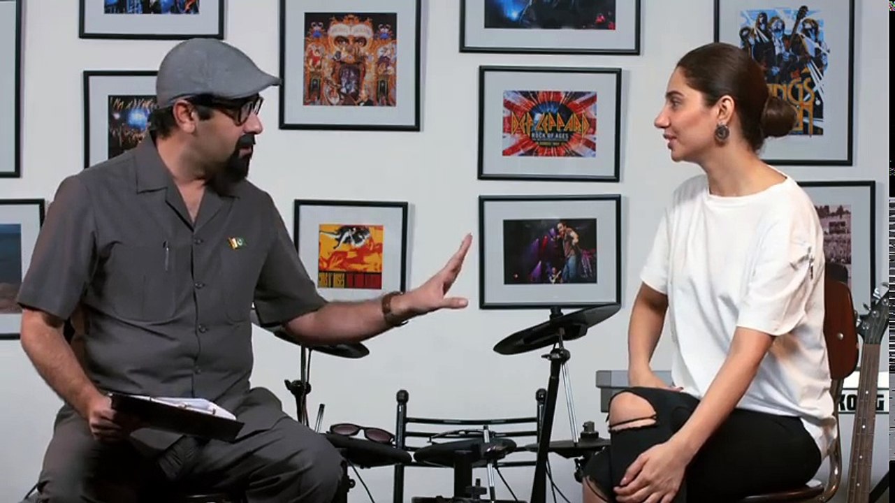 Mahira Khan Funny Interview with Voice Over Man - Episode 8 - YouTube