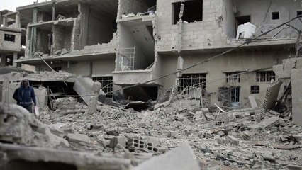Syrie: Douma transformée en champ de ruines