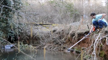Pêcher avec une tondeuse manuelle... ça marche !!