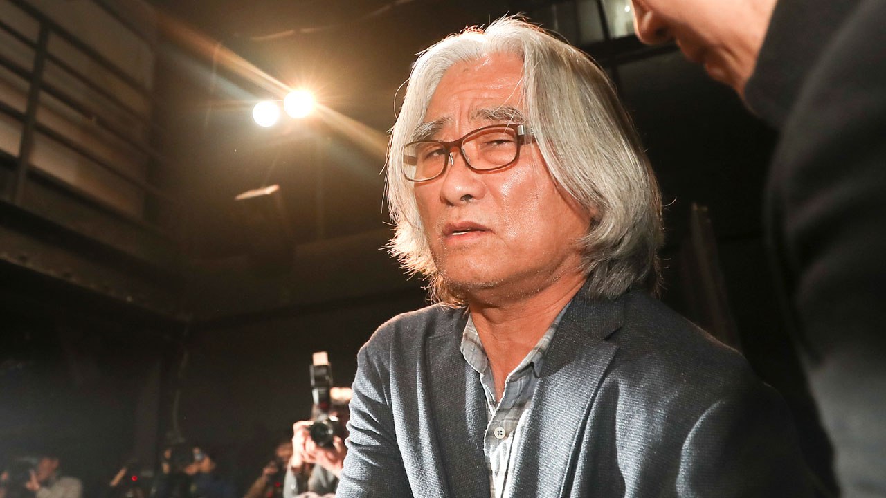 거장에서 '괴물'로...기자회견 리허설까지 / YTN