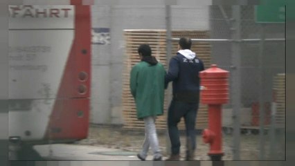 Deutschland schiebt 14 Asylbewerber nach Kabul ab