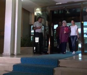 FETÖ'den Yargılanan, Türkiye'nin İlk Türbanlı Rektörü Ayşegül Jale Saraç Tahliye Edildi