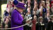Queen Elizabeth Joins Anna Wintour at London Fashion Week