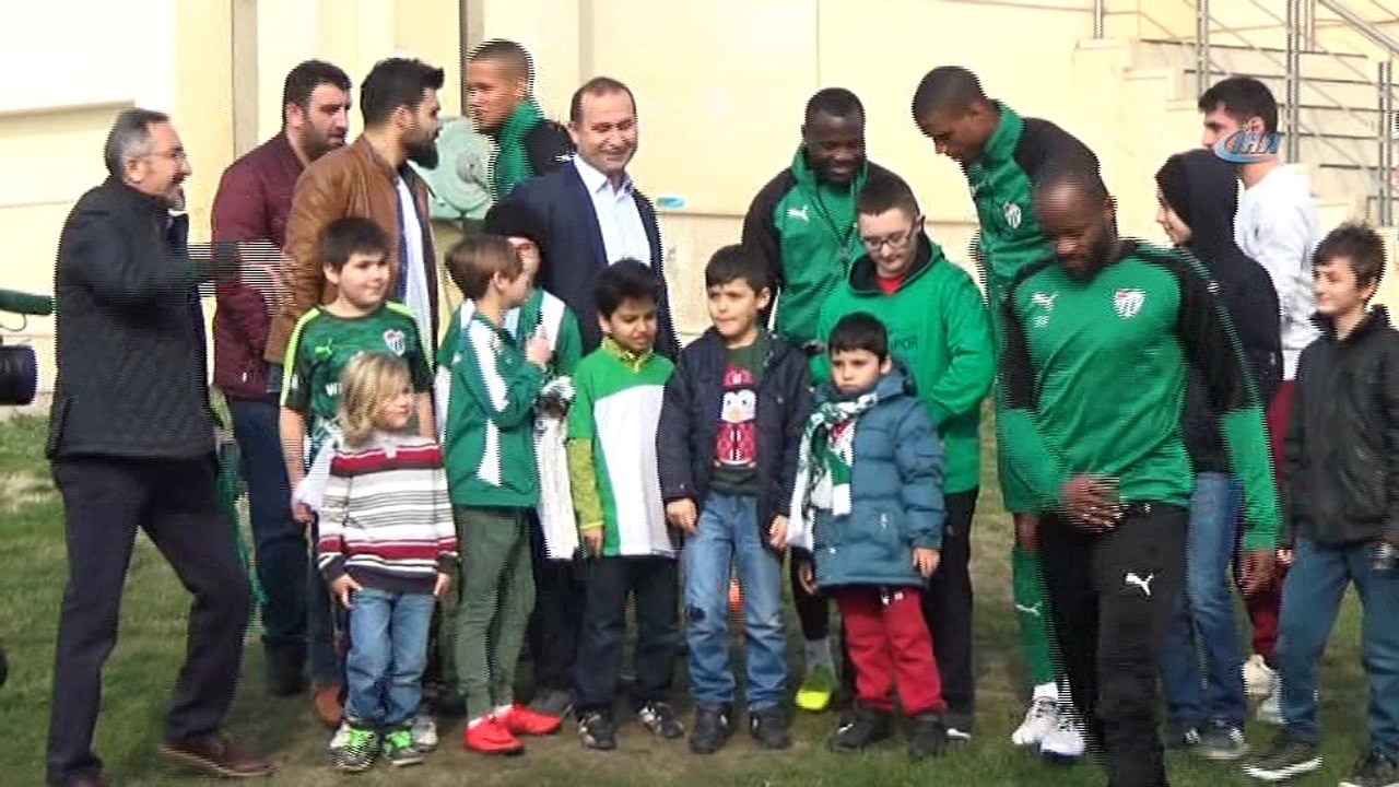Bursaspor, Galatarasay maçı öncesi moral depoladı