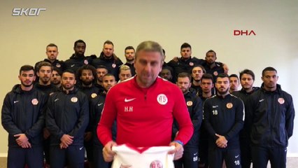 Antalyaspor'dan Afrin'de görevli uzman çavuşa forma