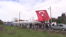 Şehit Er Gür'ün Babaevi Türk Bayraklarıyla Donatıldı