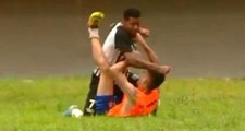 Futbolcu Jefferson Reis Top Toplayıcı Çocuğu Tekme Tokat Dövdü