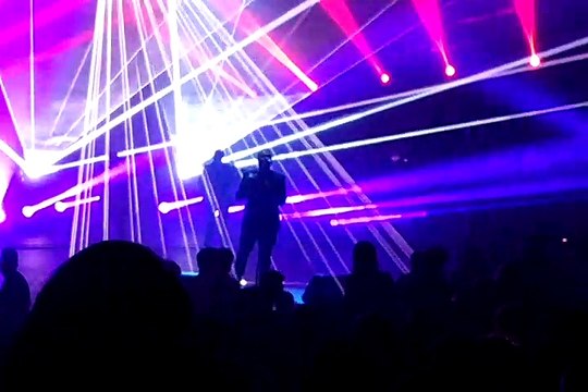 Αντώνης Ρέμος - Στη στροφή του χωρισμού - Live 2018 Αθηνών Αρένα HD