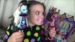 Annabelle Copies Victoria & Freak Daddy Pranks Toy Freaks Family Hidden Egg (2)