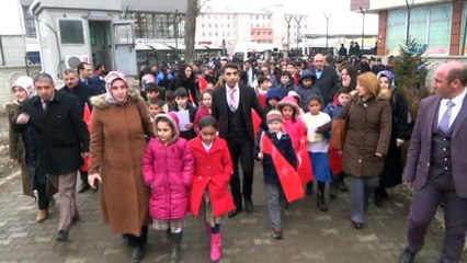 Ağrılı öğrencilerden Afrin’e gidecek PÖH’lere mektuplu uğurlama