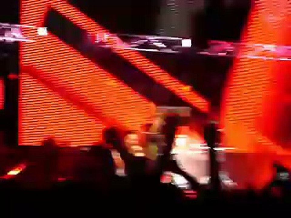 Muse - Hysteria, Riverstage, Brisbane, Australia  11/21/2007