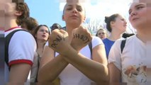 Armi: Trump riceve gli studenti e promette più controlli
