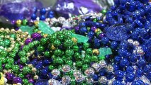New Orleans Residents Donate Mardi Gras Beads for a Good Cause
