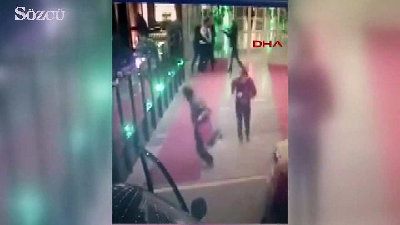 Volkan Konak'ın sahne aldığı mekanda havaya ateş açıldı! Olay anı kameralarda