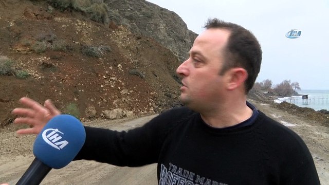 Tekirdağ-Şarköy karayolunda heyelan