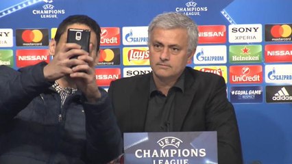Mourinho unimpressed by journalist's selfie request