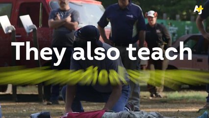 Teacher will carry guns in school