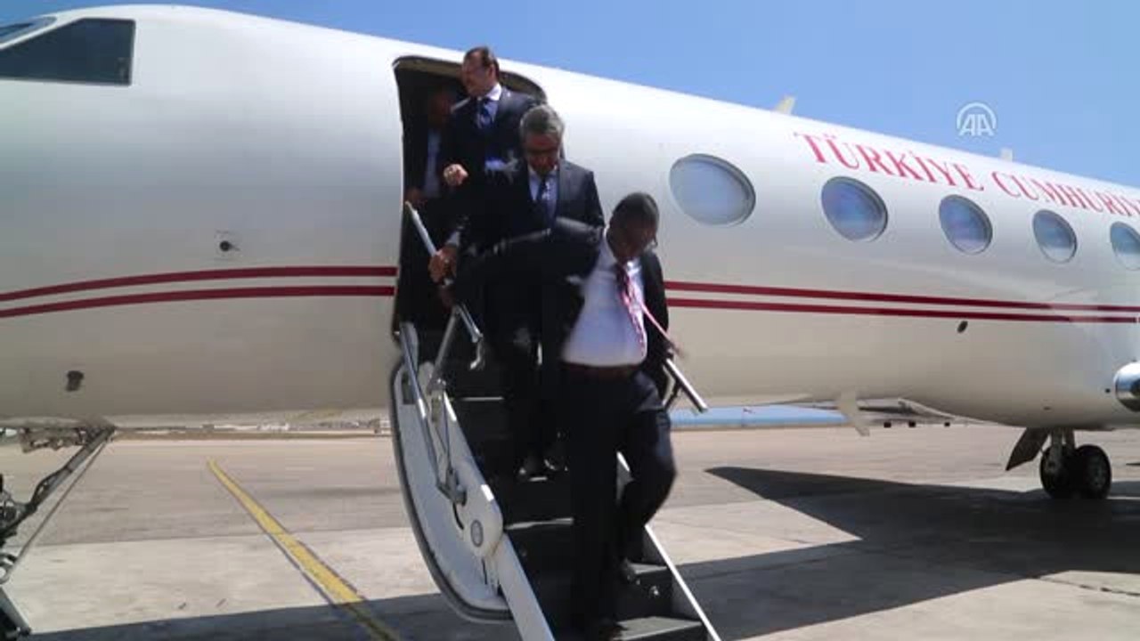 Başbakan Yardımcısı Hakan Çavuşoğlu, Somali'de