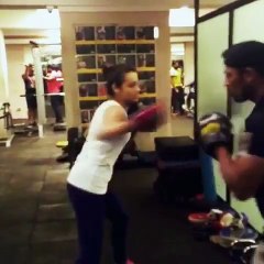 வெளுத்து வாங்கும் த்ரிஷா