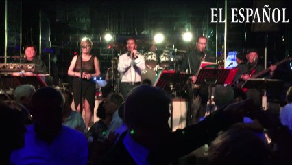 Cada domingo, el Golden se convierte en la gran fiesta de la tercera edad.