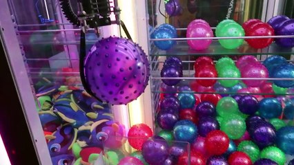 I Won an iPhone X From 200,000 Arcade Tickets (MEGA JACKPOT WIN)