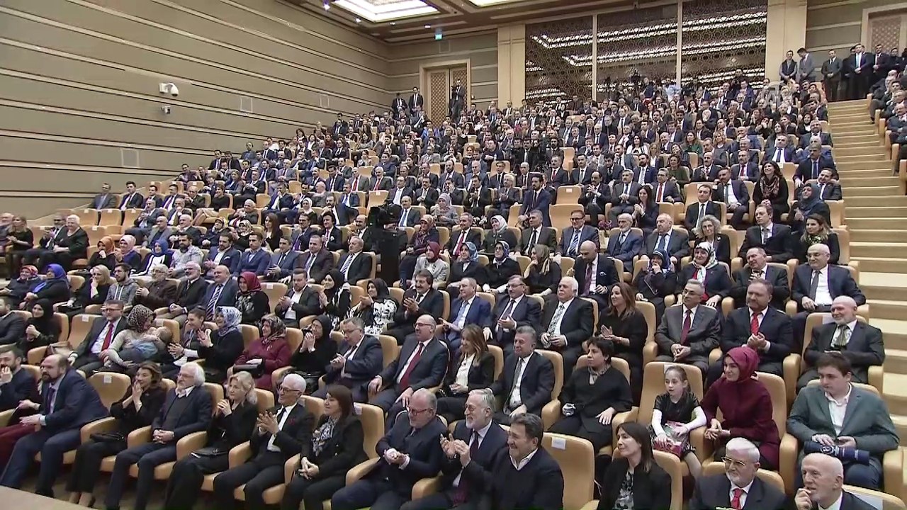 Kültür Sanat Özel Ödülleri Töreni - Plaket takdimi - ANKARA