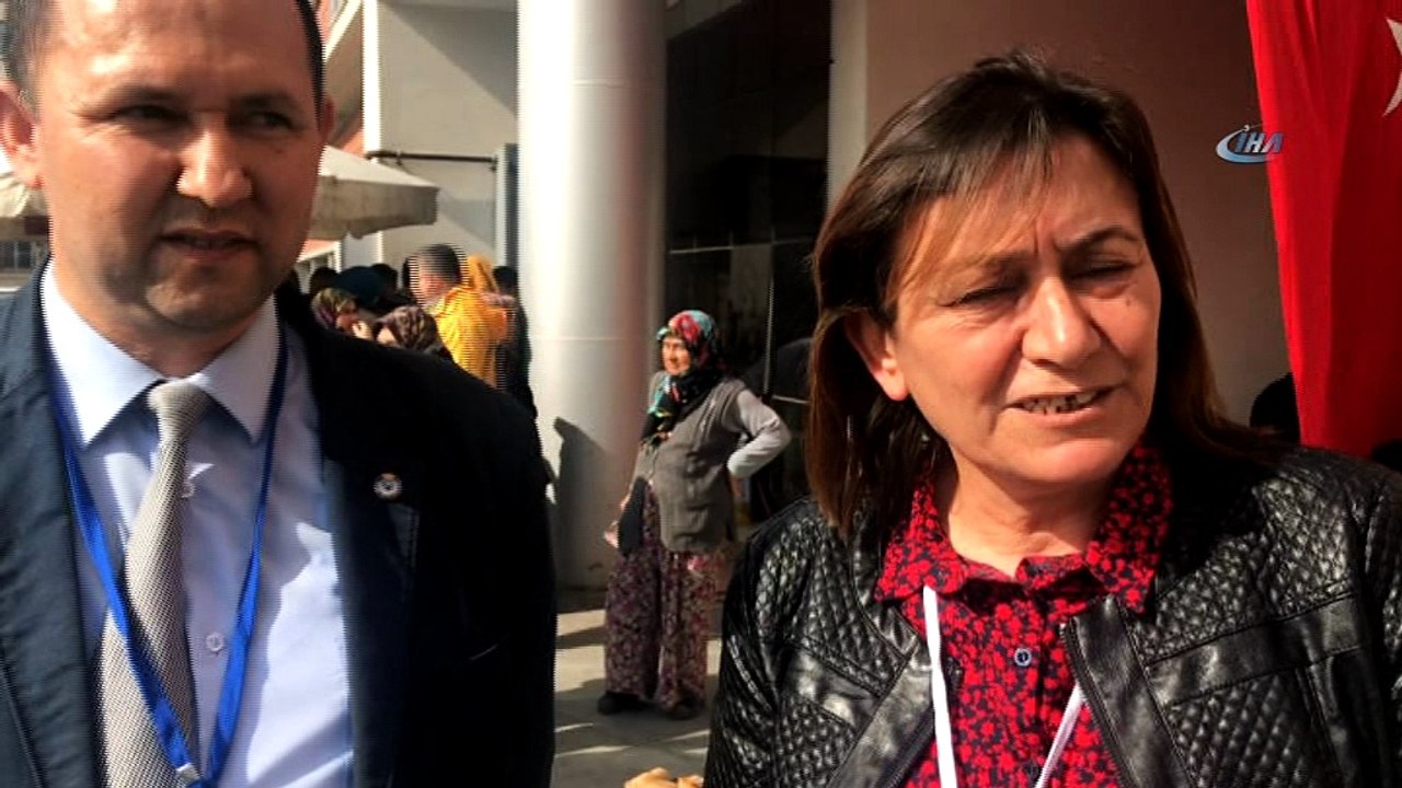 Temizlik personeli şehitler için lokma döktürdü