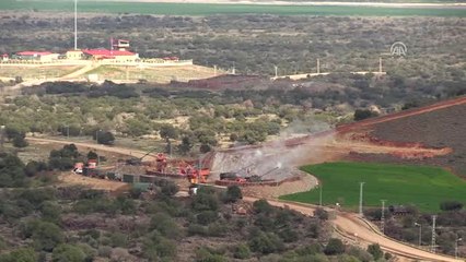 Afrin'in Batı ve Kuzeyindeki Terör Mevzileri Vuruluyor