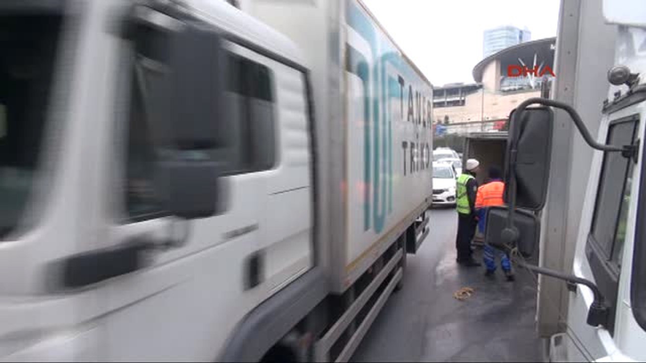 Kaza Yaptı Ama Çalışmaya Devam Etti
