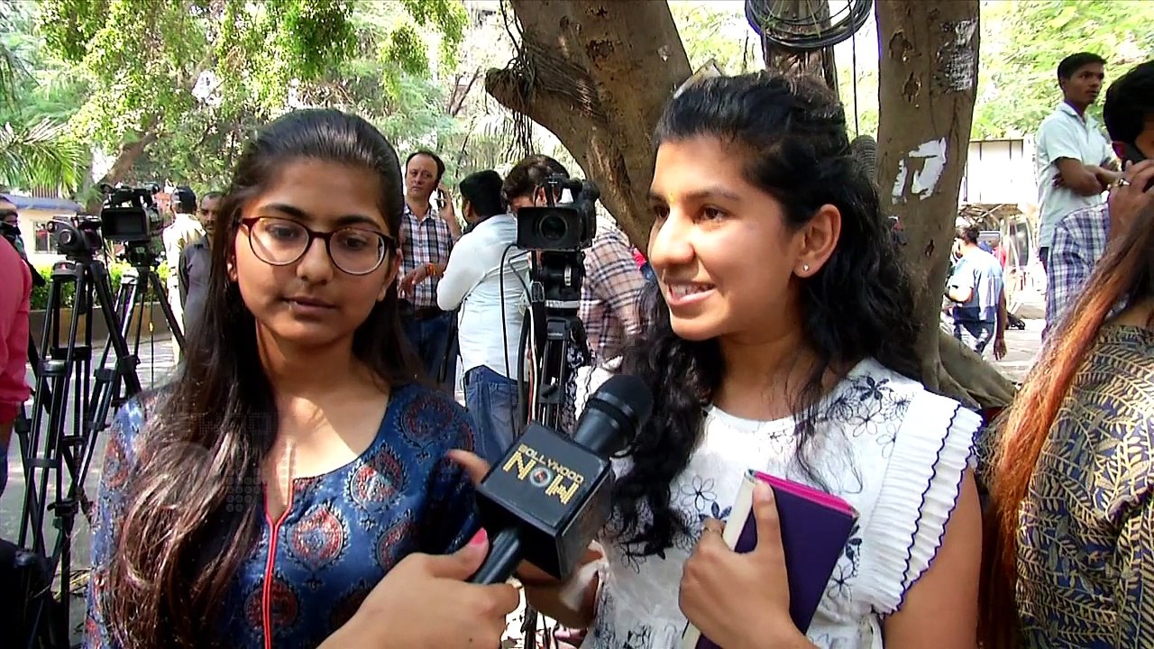 Fans CRY, Mourn Over Sridevi's Death | PUBLIC REACTS